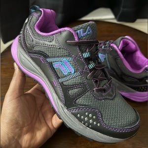 FILA Statique Women’s Sz8 Running Shoes